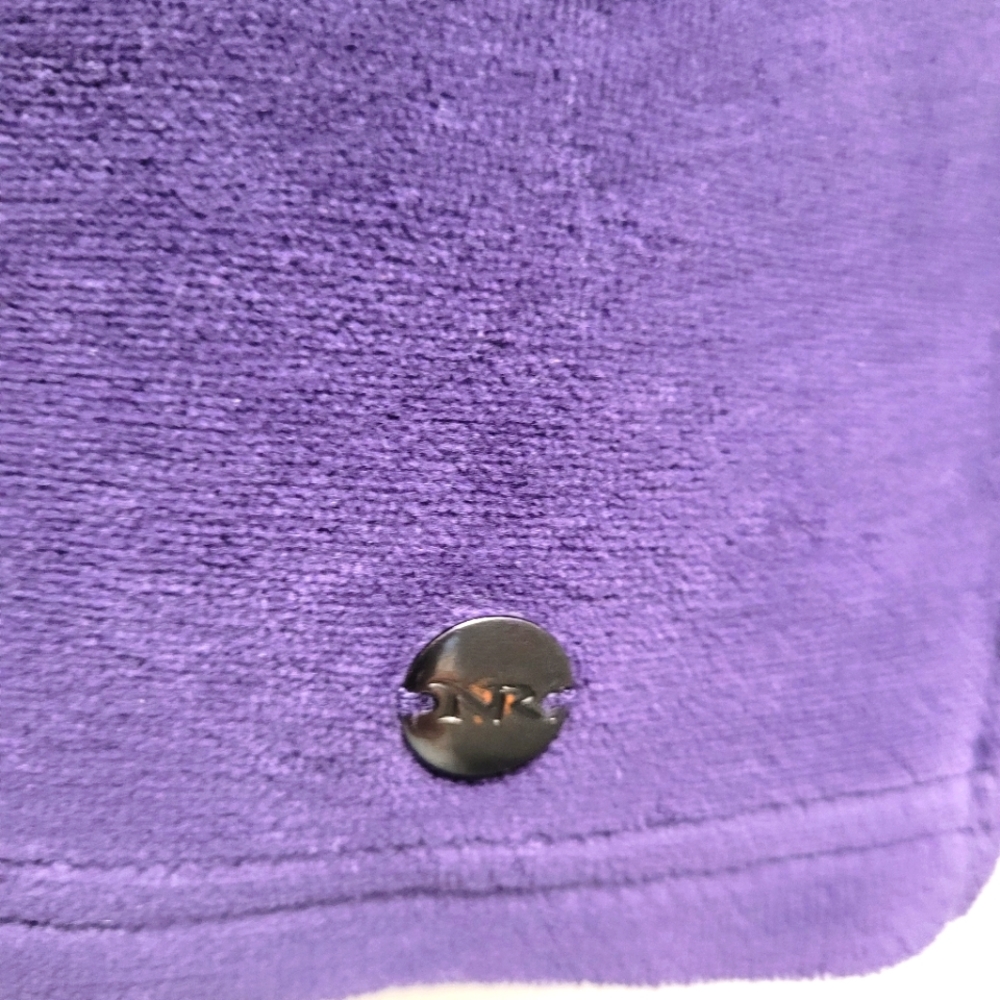 Velour Top - Picture 5 of 7